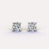 Round Cut Stud